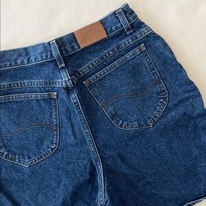 LEE Vintage High Rise Denim Shorts Mom Fit Thick Dark Wash 12 L